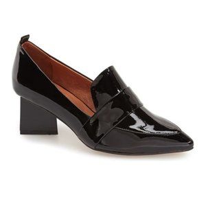 Locklyn Pointy Toe Pump